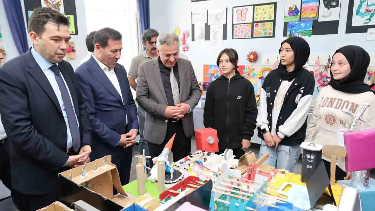 Yapay Zekâ Köy okullarına taşındı