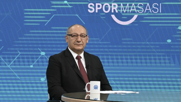Halterde dünya ve Avrupa rekorları, olimpiyat madalyası için umutları artırdı
