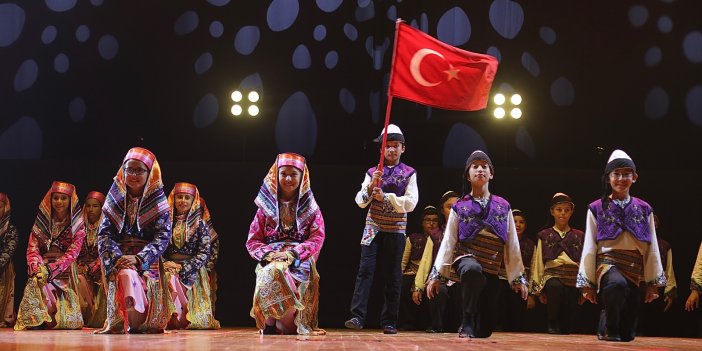 Konya Büyükşehir Halk Oyunları Şöleni'nde Heyecan Başlıyor