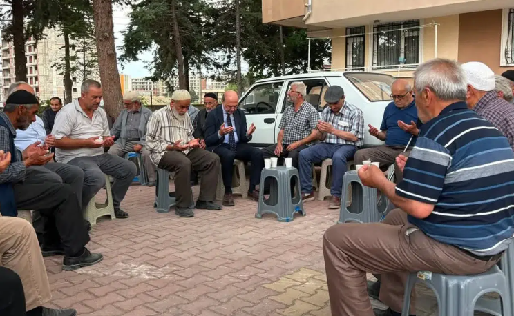 Başkan Pekyatırmacı'dan şehit itfaiyeciye vefa ziyareti
