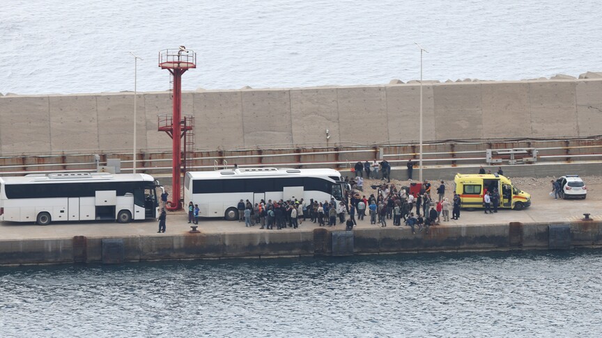 Avustralya, İsrail'in Küresel Sumud Filosu aktivistlerine muamelesini soruşturacak