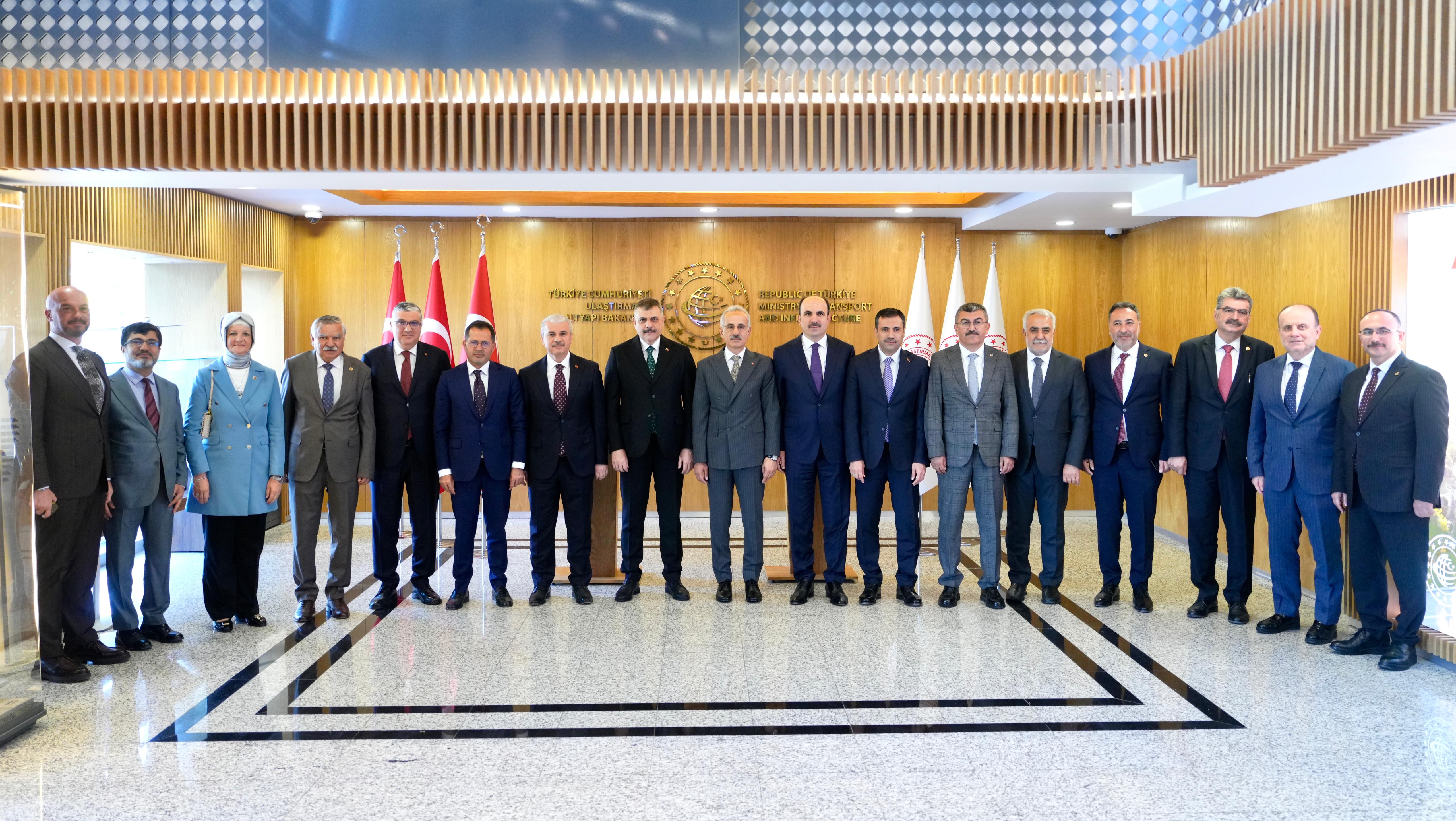 Konya Heyeti Ankara'da bakanlarla buluştu
