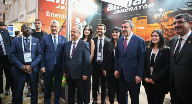 "İnşaat Zirvesi Türkiye" etkinliği Ankara'da başladı