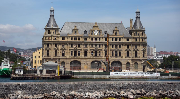 Haydarpaşa Garı yeni yüzüne kavuştu