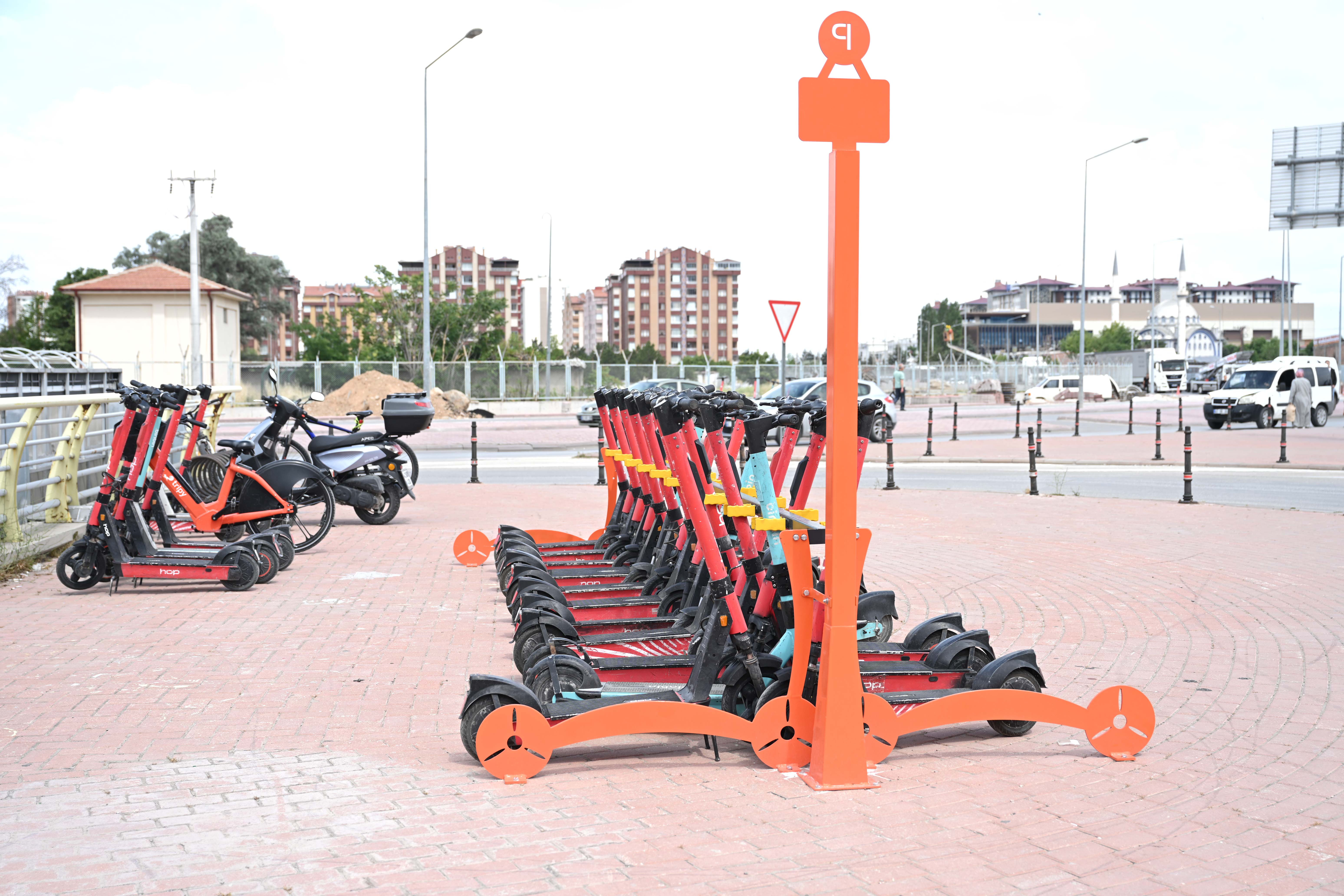 Konya'da E-Skuter Park noktaları hizmete sundu
