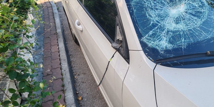 Konya'da park halindeki araca saldırı! Hasar 100 bin lira