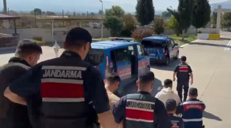 Uyuşturucu bulunduranlara 5 ilde operasyon: 341 gözaltı