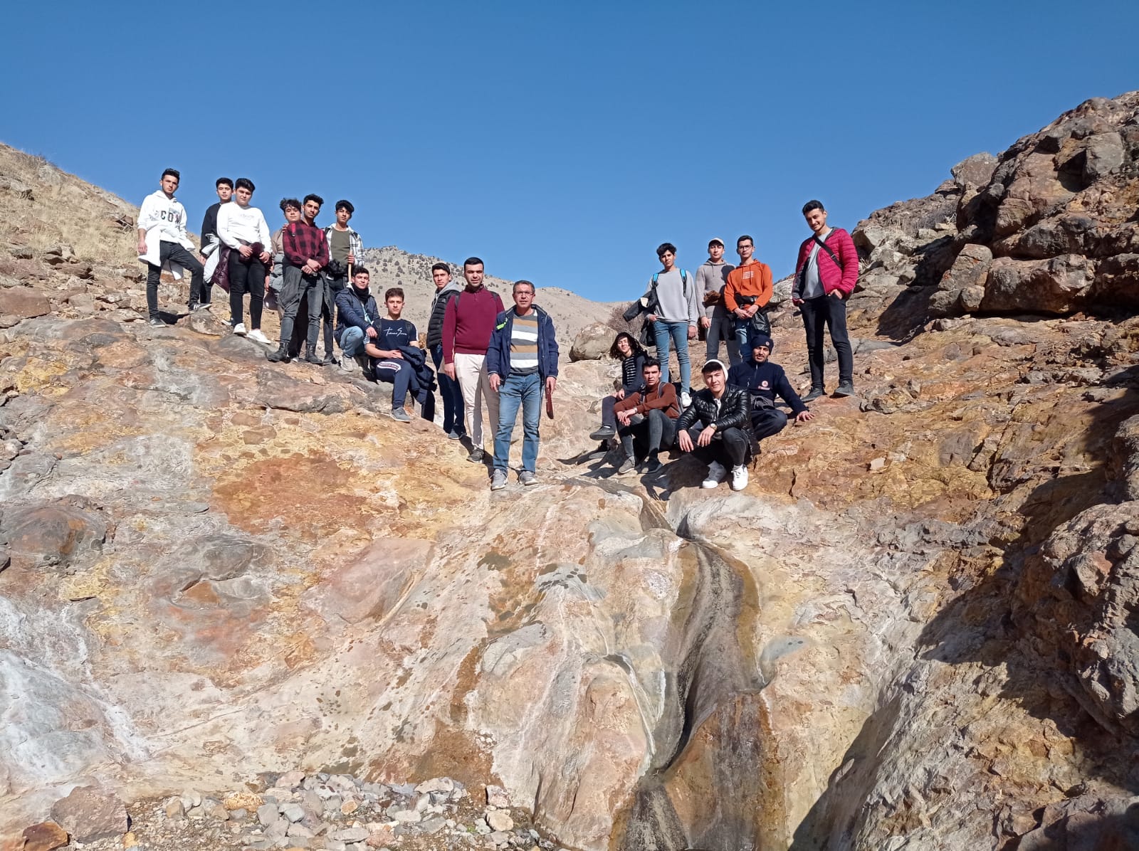 Karapınarlı gençler üreterek öğreniyorlar