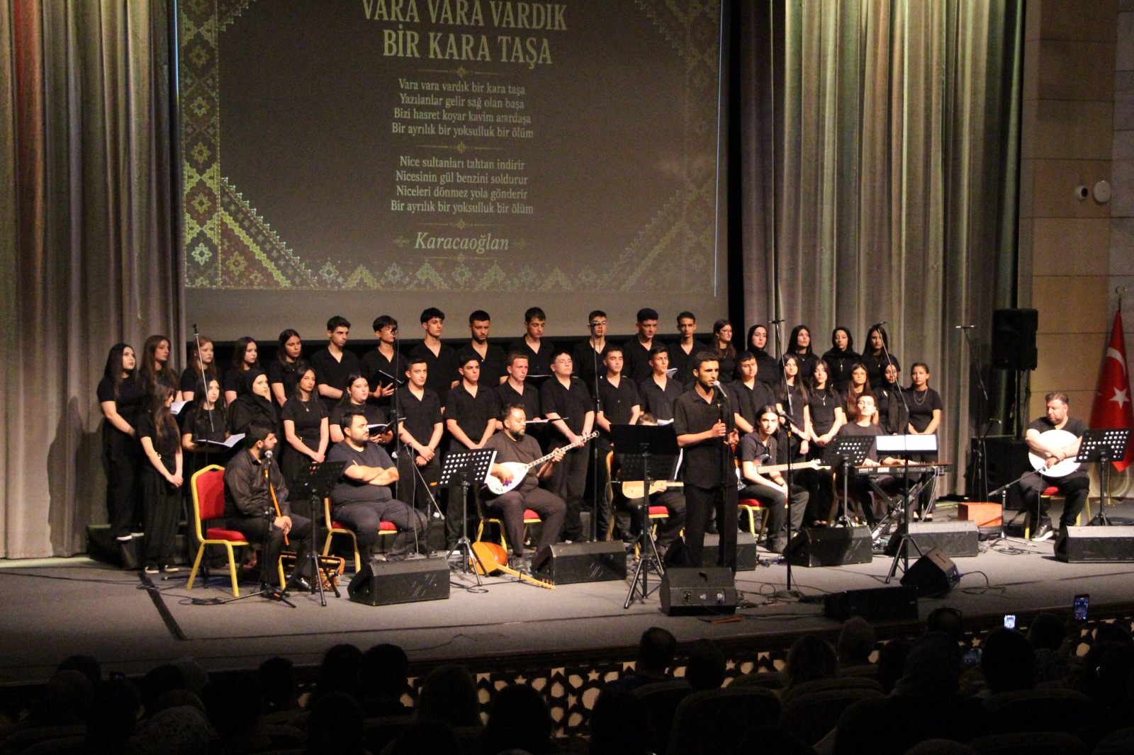 Bir Nefes İnsan, Bin Nefes Emek: Hekimoğlu Gençlerinden İlham Veren Konser