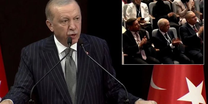 Rozetlerini Erdoğan taktı: Üç belediye başkanı daha AK Parti'ye katıldı