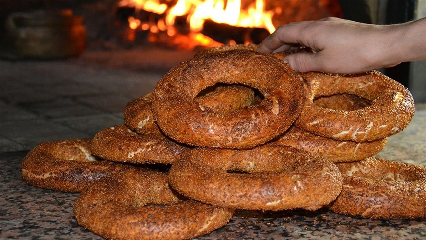 Konya'da etliekmek ve simit fiyatları güncellendi