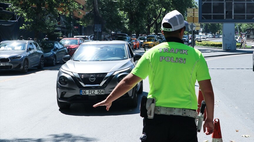 Ankara'da NATO Liderler Zirvesi kapsamında asayiş ve trafik denetimi sürüyor