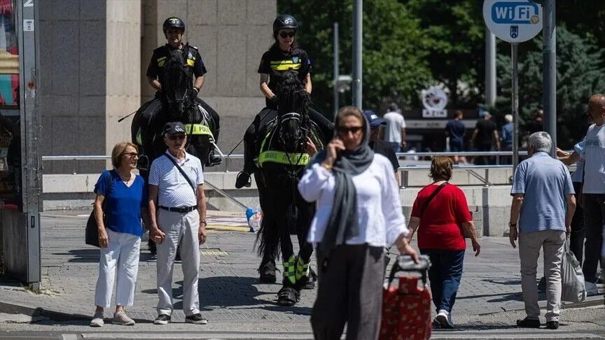 Başkentte atlı polisler devriye görevi yürütüyor