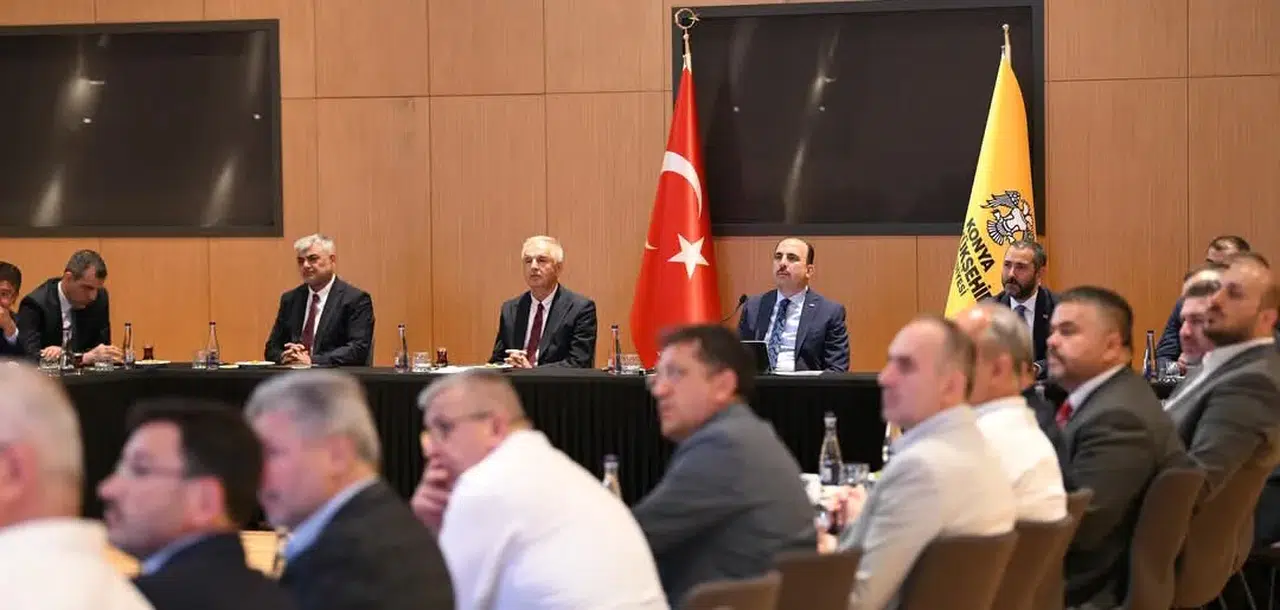 Başkan Altay'dan Dünya Belediyeler Birliği sonrası ilk toplantı