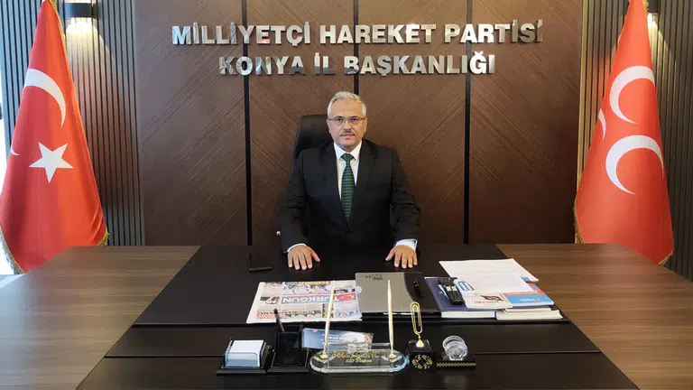 MHP Konya, çocuk evlerinde aşure bereketini paylaştı
