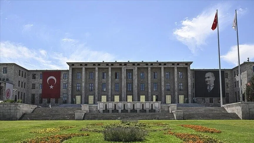 TSK ile ilgili düzenlemeleri de içeren kanun teklifi TBMM Genel Kurulunda kabul edildi