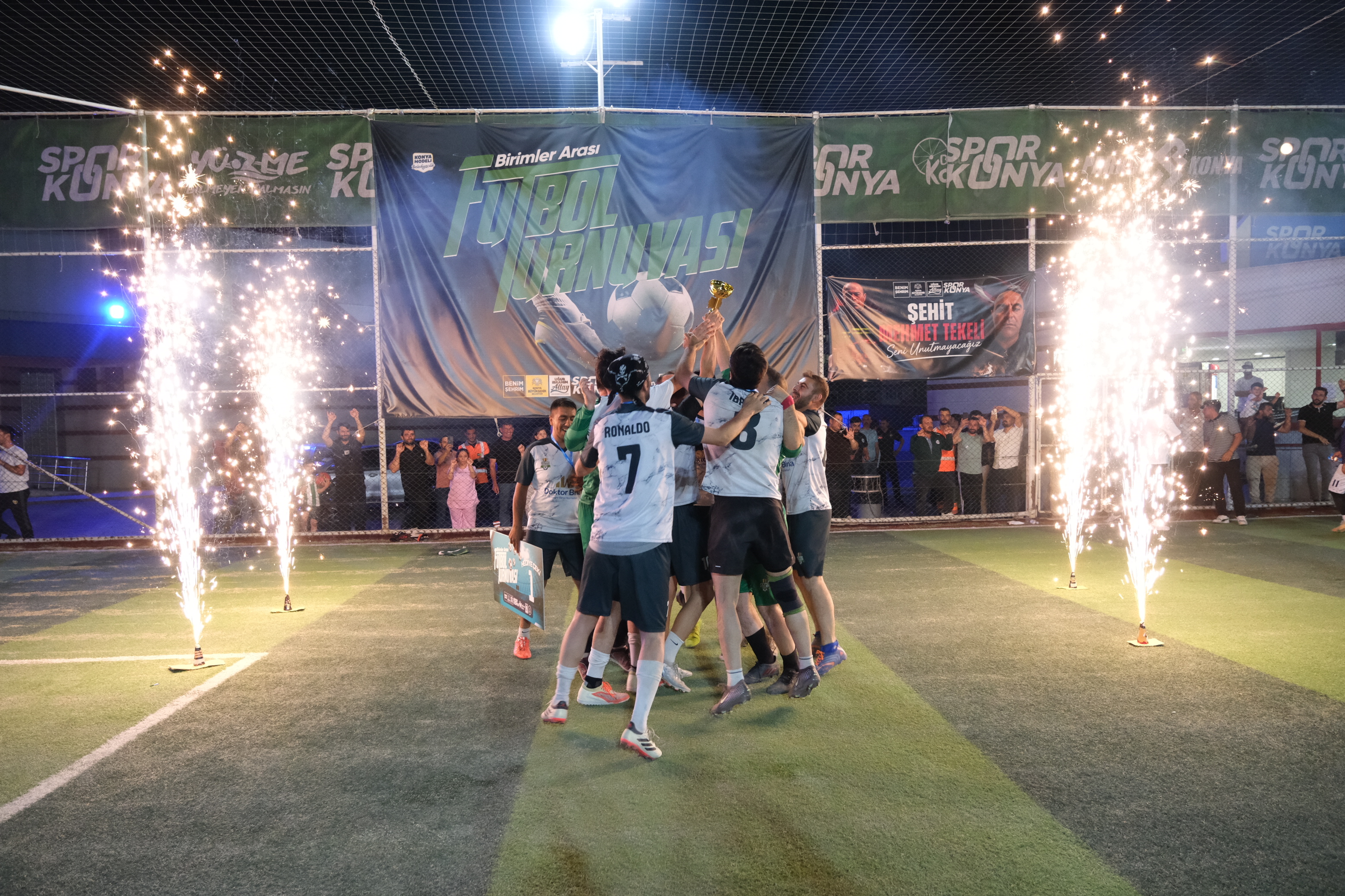 Konya Büyükşehir'de futbol turnuvası heyecanı sona erdi