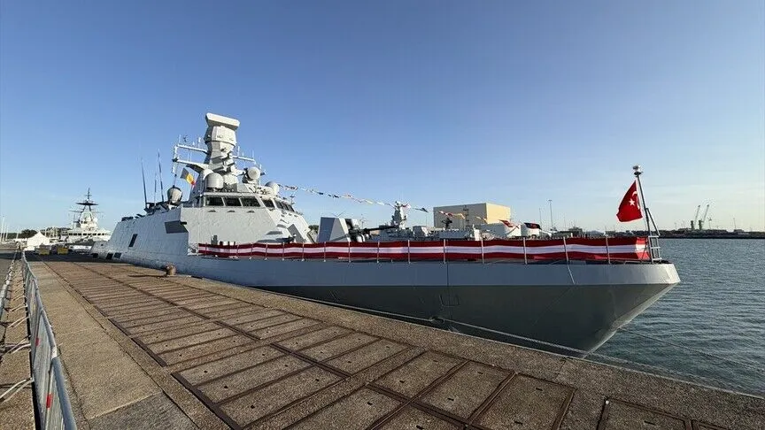 Milli savaş gemisi TCG Burgazada, Belçika’da düzenlenen törenle ziyarete açıldı