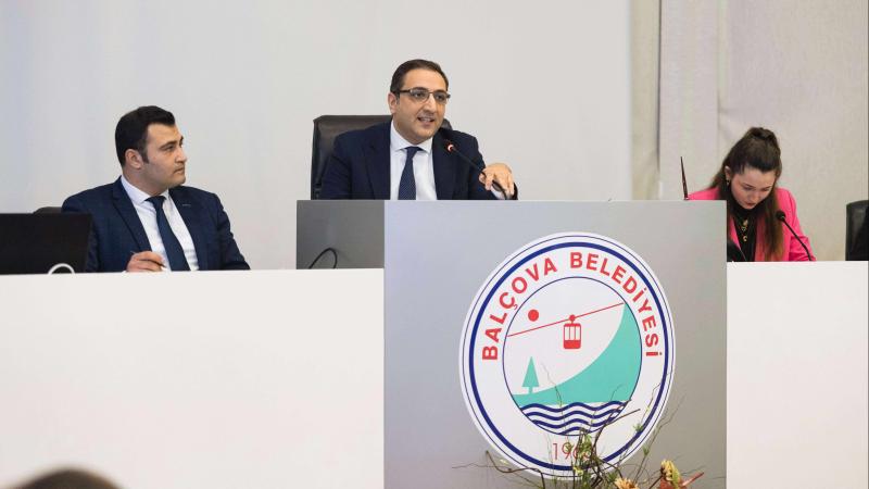 Balçova Belediye Başkanı Onur Yiğit görevden uzaklaştırıldı