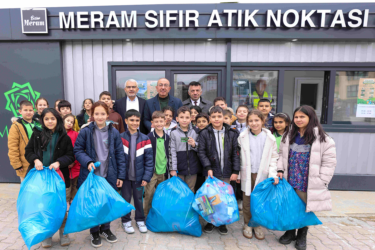 Meram Belediyesi'nin sıfır atık projesiyle 5 yılda 15 bin ton atık ekonomiye kazandırıldı