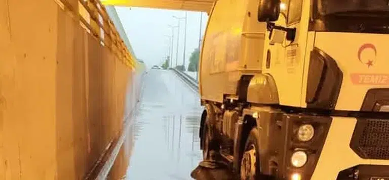 Konya AKOM teyakkuza geçti! Sağanak sonrası ekipler sahaya indi