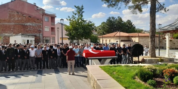 Konya'da Kıbrıs gazisi Şerafettin Aslan'ın cenazesi toprağa verildi