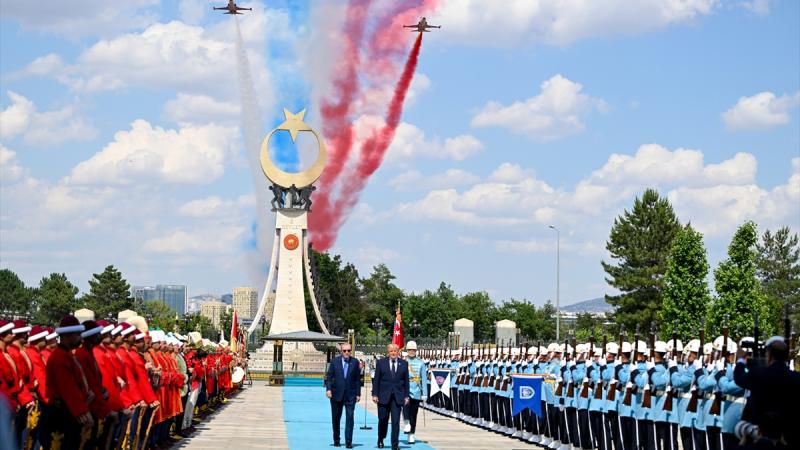 ABD Başkanı Trump, "A+ tipi resmi tören"le karşılandı