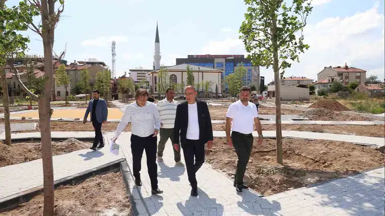 Meram'da Yeşil Alan Yatırımları Hız Kesmeden Sürüyor