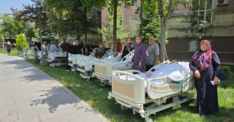 Konya Numune Hastanesi'nde Palyatif Hastalarına Moral desteği