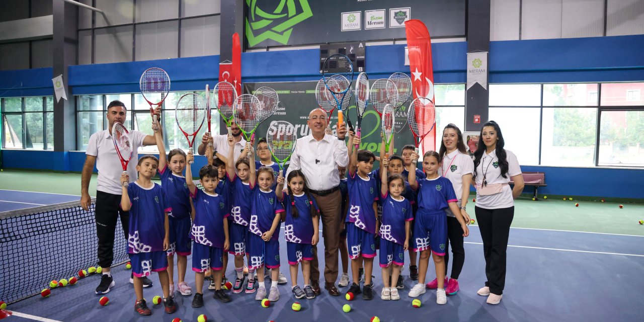 Başkan Kavuş, Yaz Spor Okullarının konuğu oldu