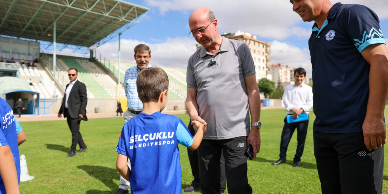 Pekyatırmacı: Şampiyonlukların temeli spor okullarımızda atılıyor