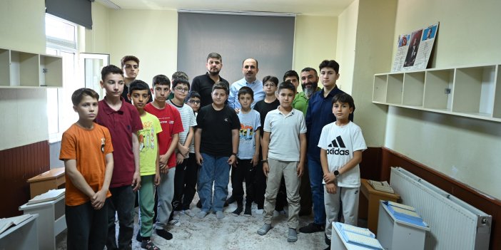 Başkan Altay'dan Kur'an kursu öğrencilerine sürpriz!