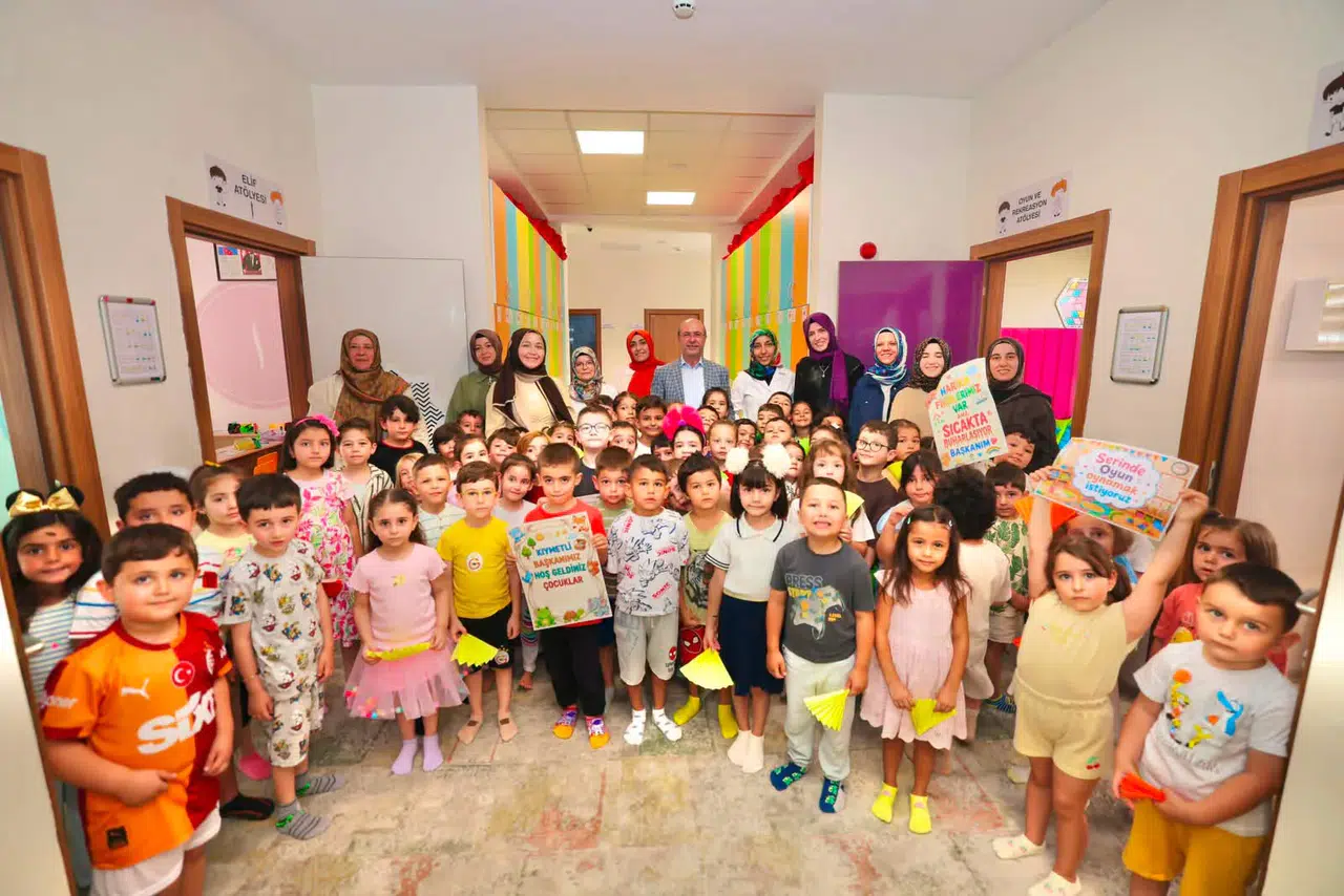 Konya'da Başkan Pekyatırmacı çocuklarla buluştu