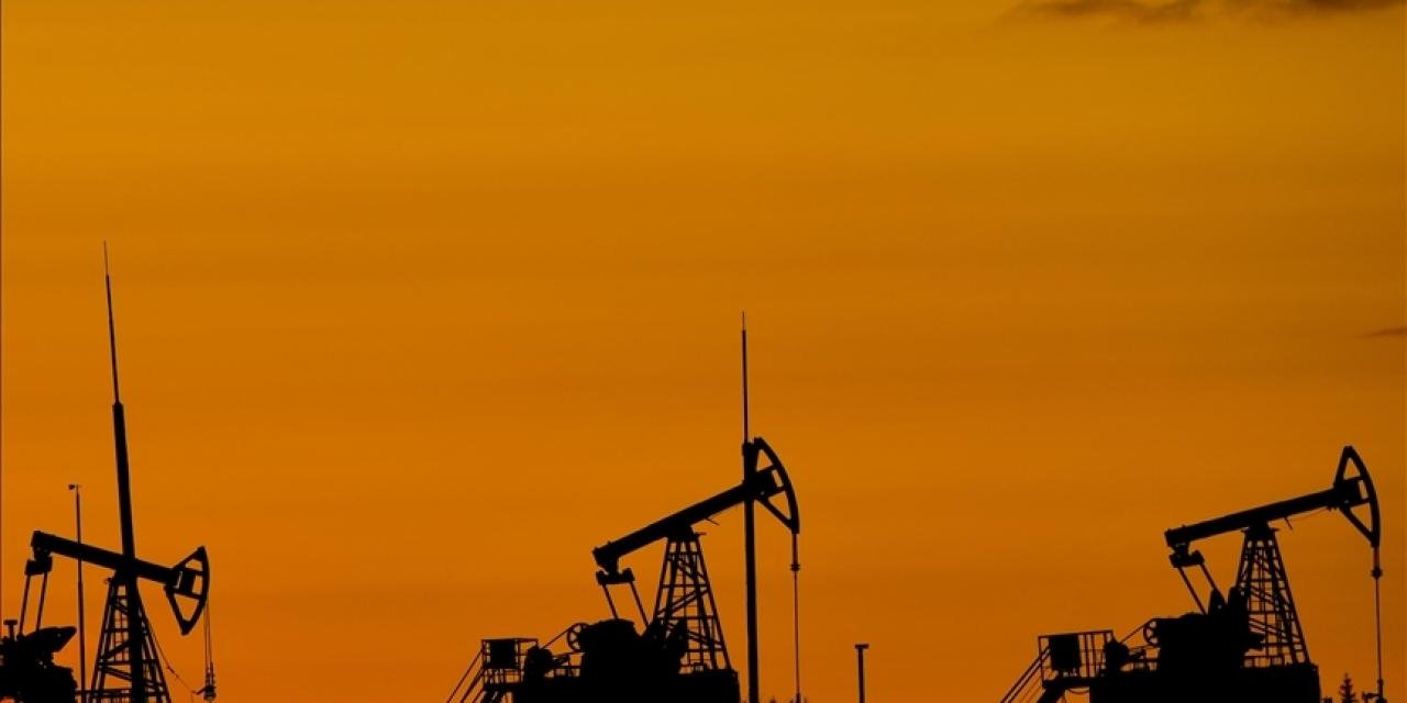 Brent petrolün varil fiyatı 85,72 dolar