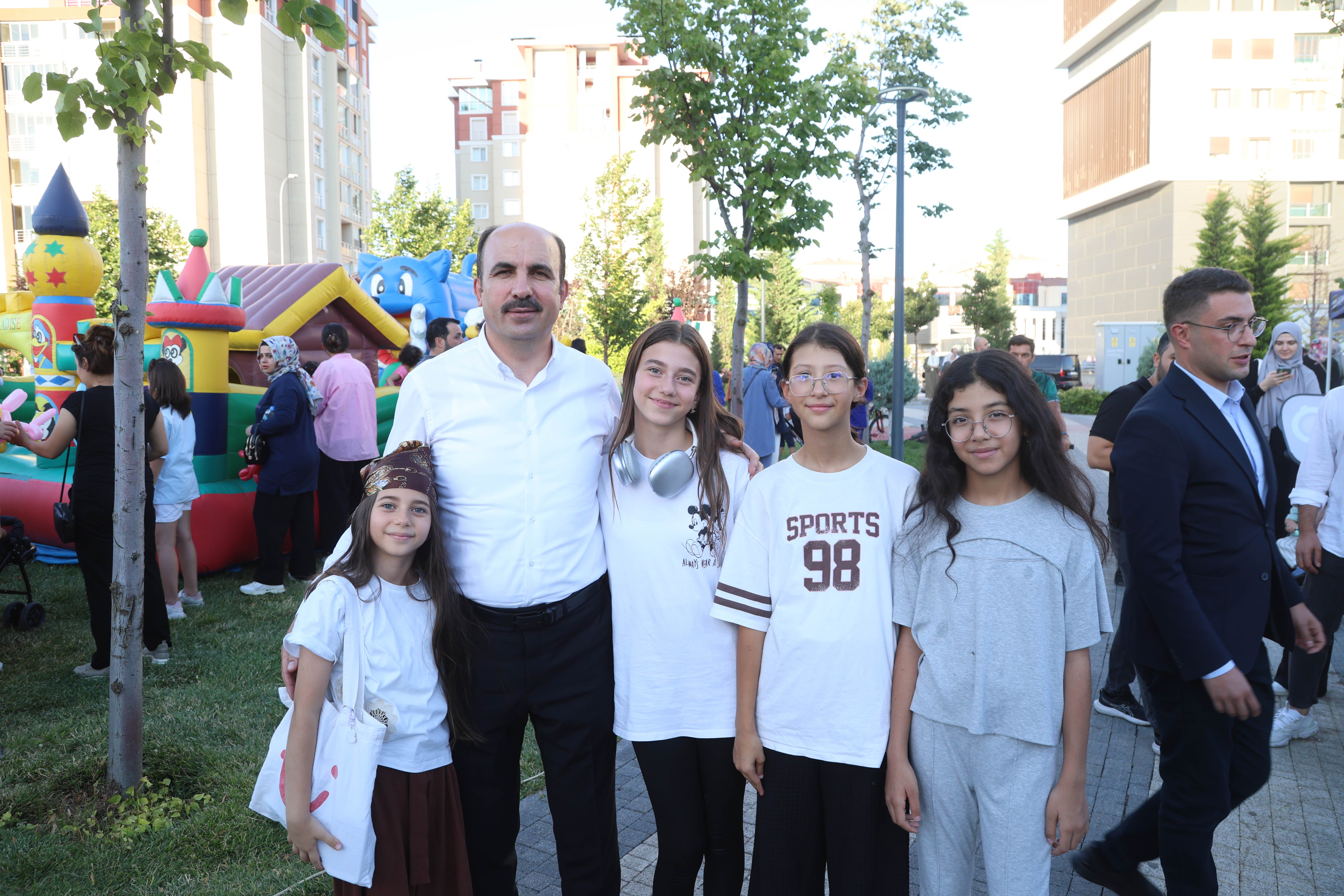 Konya'da parklarda şenlik coşkusu