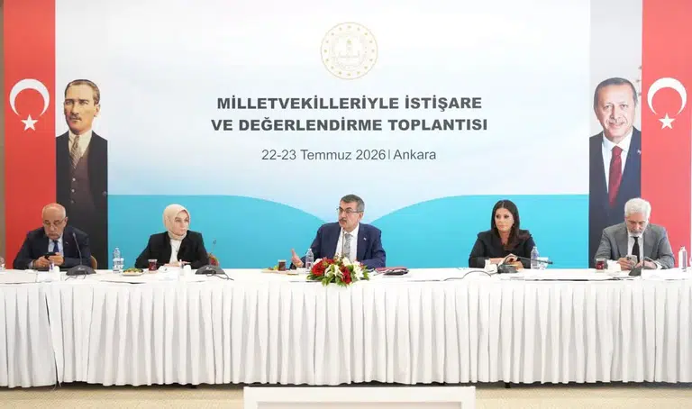 Eğitim gündemi Ankara'da masaya yatırıldı! Bakan Tekin milletvekilleriyle bir araya geldi