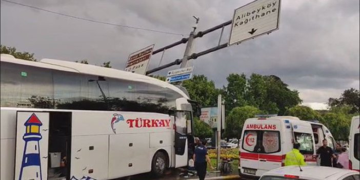 İstanbul'da yolcu otobüsü otomobile çarptı! 2'si ağır 30 yaralı