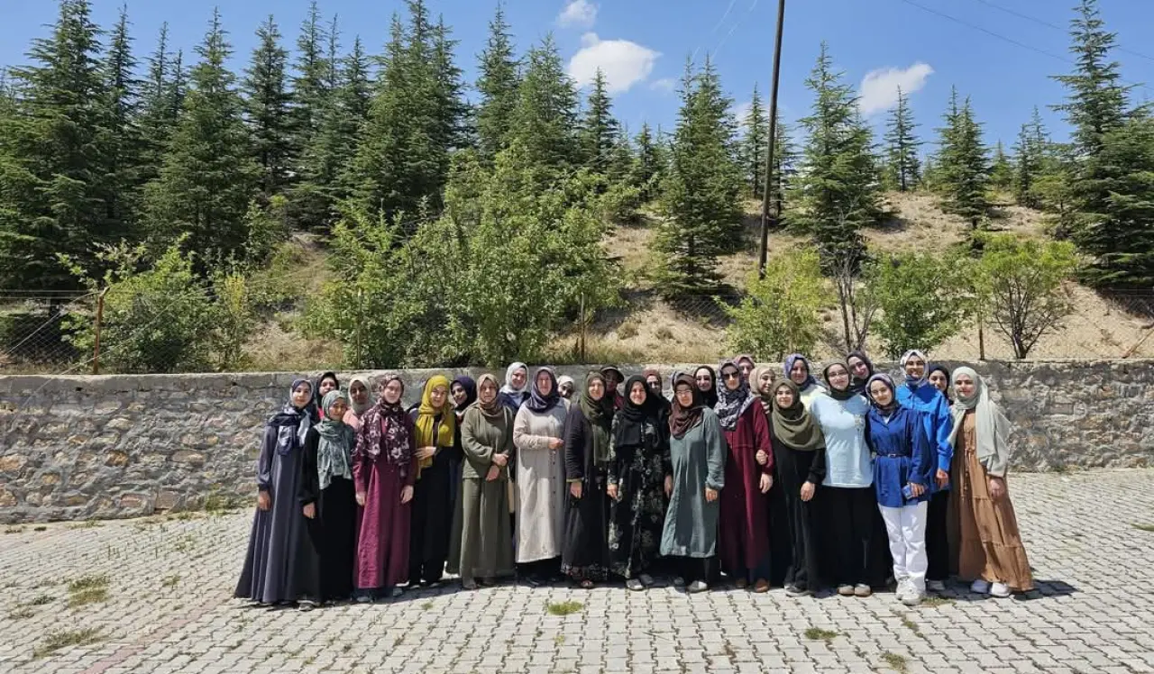 Konya'da maneviyat dolu yaz kampı