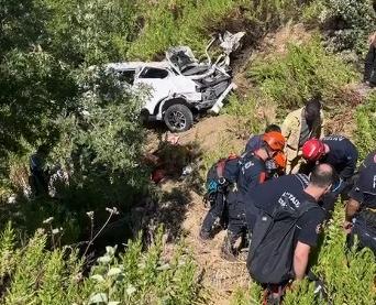 Konya yolunda otomobil uçuruma yuvarlandı: 5 ölü, 2 yaralı
