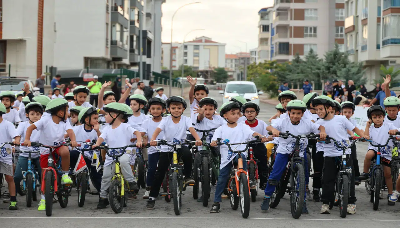 Konya'da pedallar şampiyonluk için çevrildi