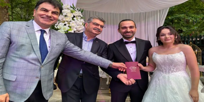 İşcan Ve Sezgin Ailelerinin Mutluluk Günü