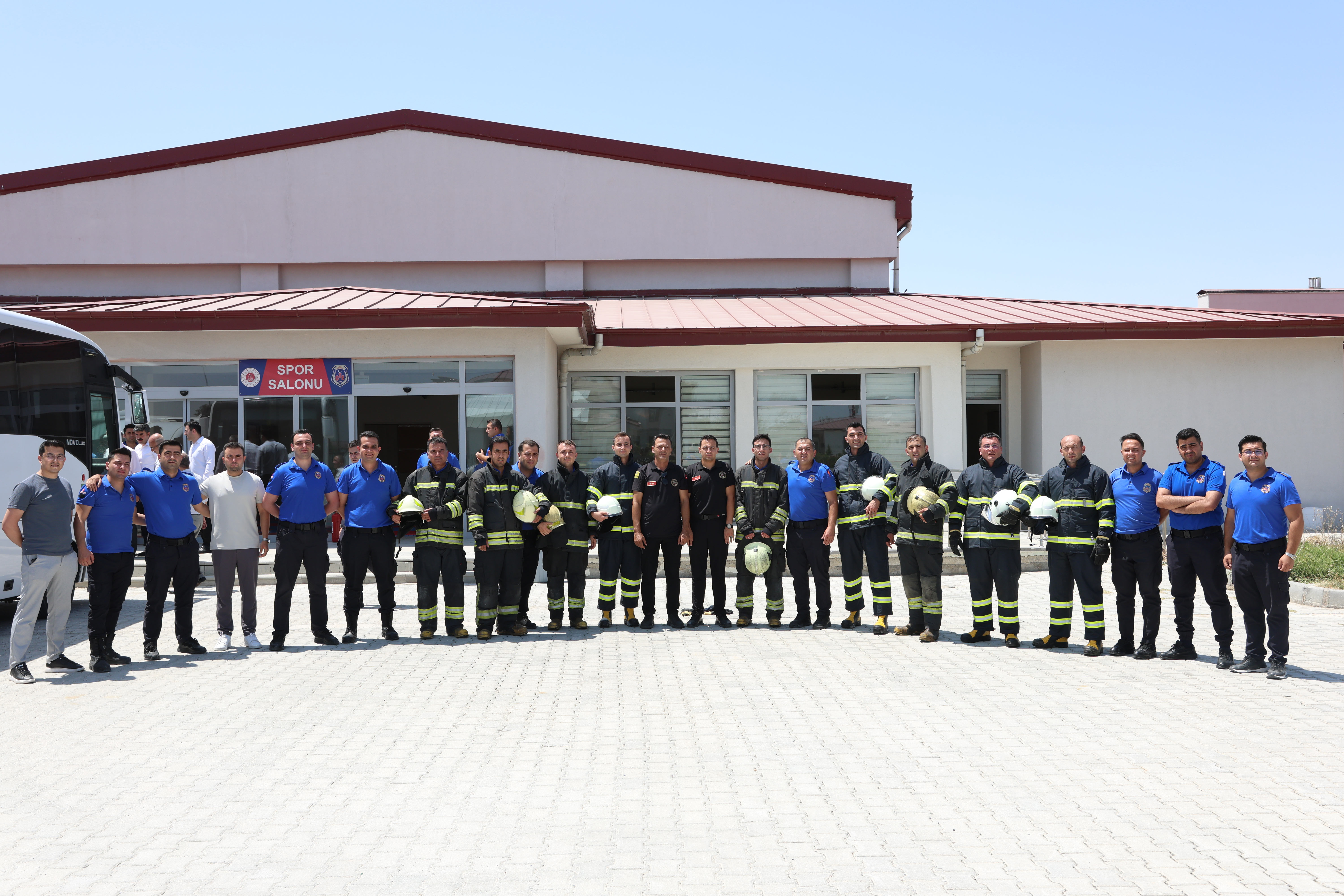 Konya İtfaiyesi'nden Ereğli T Tipi Ceza İnfaz Kurumu Personeline Yangına Müdahale Eğitimi