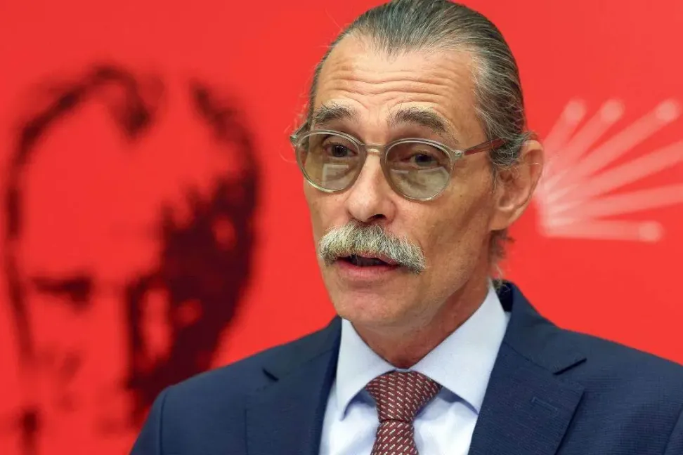 Etimesgut Belediyesi'ne operasyon: Erdal Beşikçioğlu gözaltına alındı