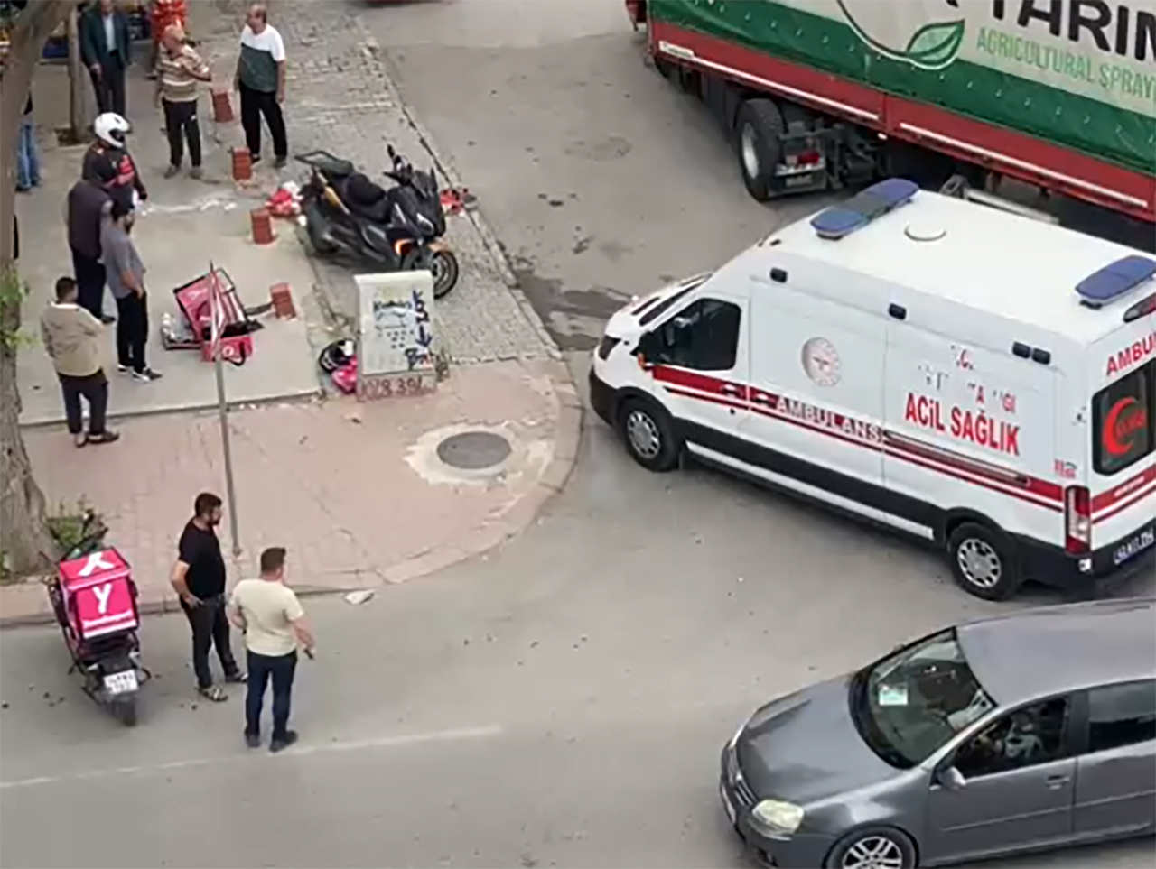 Konya'da TIR ile motokurye çarpıştı: 1 yaralı