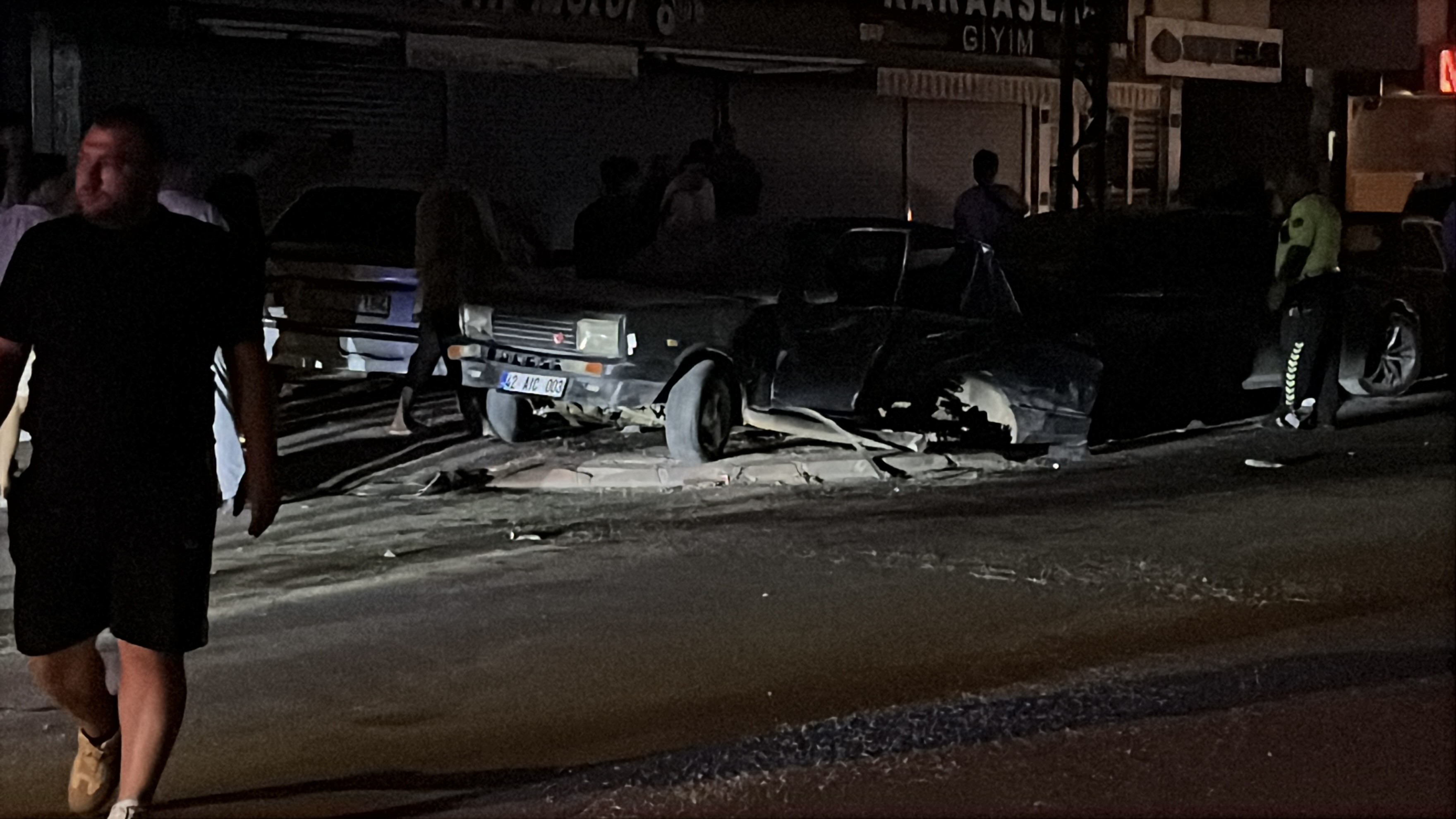 Konya'da feci kaza kameralara yansıdı: 6 yaralı