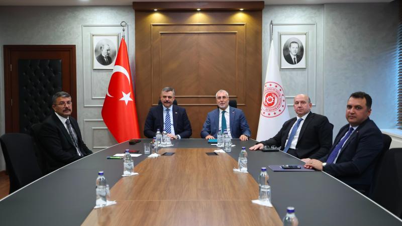 Bakan Işıkhan, Bakan Çiftçi ile görüştü