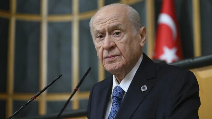 MHP Genel Başkanı Devlet Bahçeli'den "çerçeve yasa" imzası