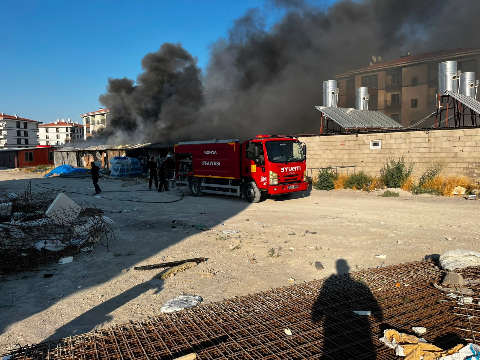 Konya'da TOKİ şantiyesinde yangın çıktı