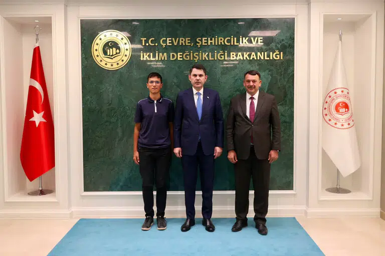 Konya için yeni projeler yolda: Bakan Kurum Konyalı heyeti ağırladı