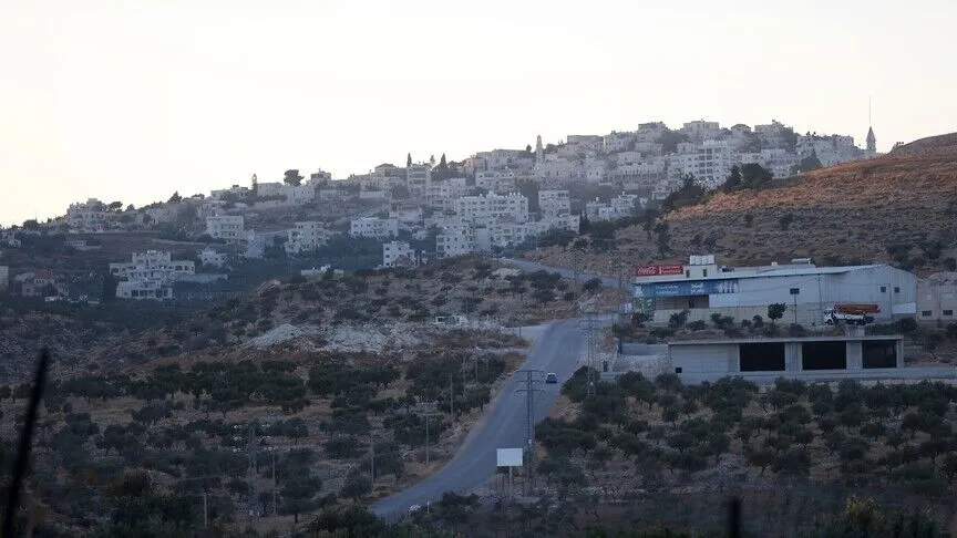 İsrail ordusu, işgal altındaki Batı Şeria'da 2 beldeyi "kapalı askeri bölge" ilan etti